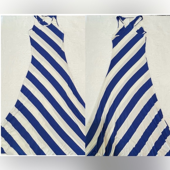 NWOT Blue and White Striped Maxi Dress - Medium Summer Gorgeous Flattering Dress - Picture 1 of 5